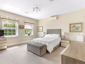 Photo 16- click for photo gallery